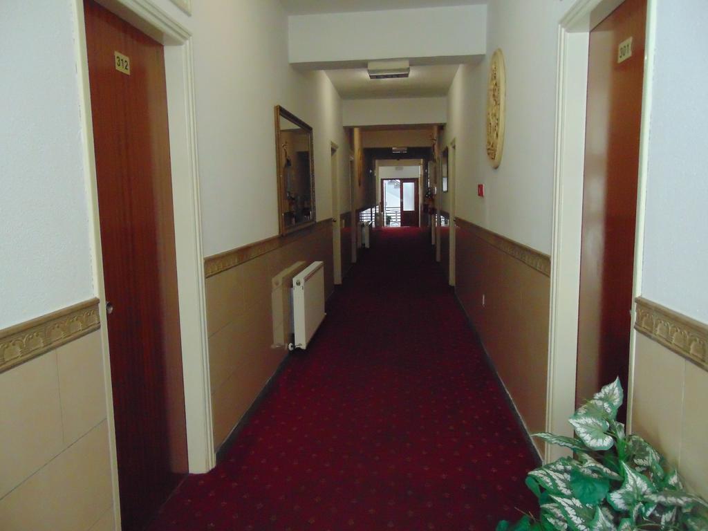 Hellas Hotel กาโกเปเตรีย ภายนอก รูปภาพ